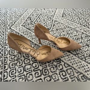 NWT Nude Suede Sam Edelman Heels 8